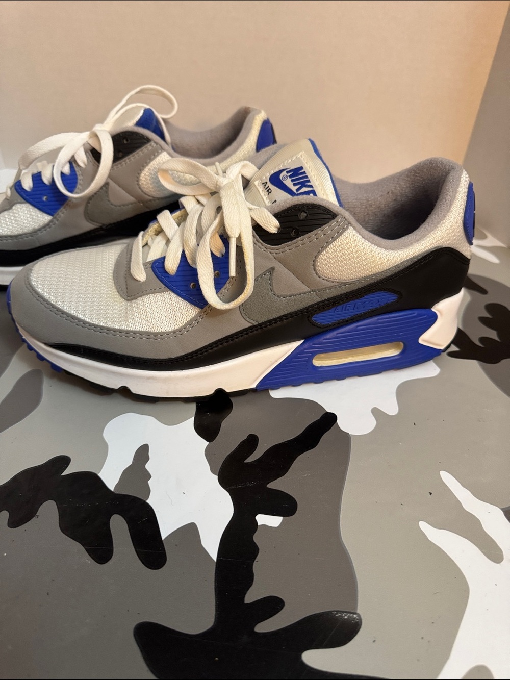 Nike men’s Air Max Sneakers - White, Gray & Blue